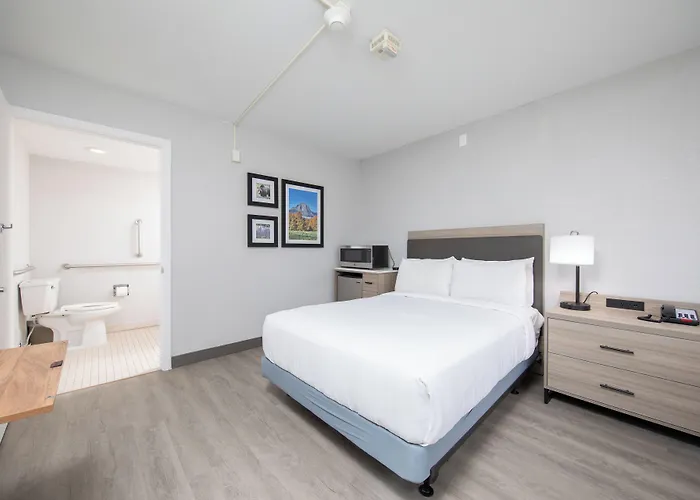 The Southtown 3* Jackson
