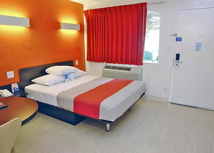 The Southtown Hotel